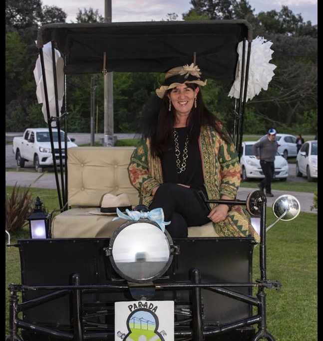 43223296_1869737356429503_1167572222169055232_n