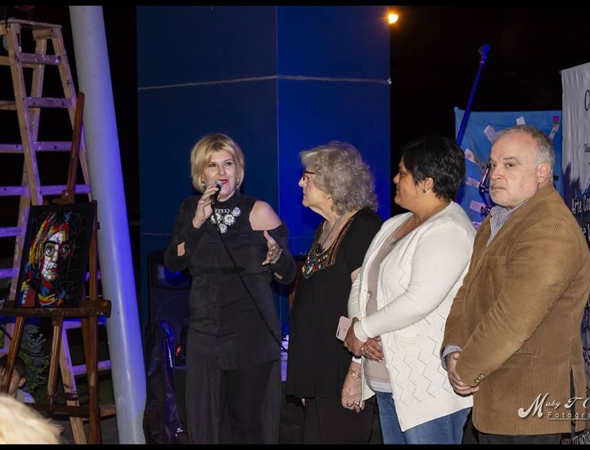 43224561_1869746179761954_6337963069817225216_n