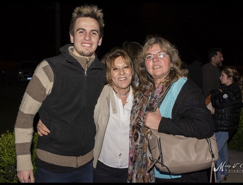 43278172_1869746359761936_583332201760817152_n