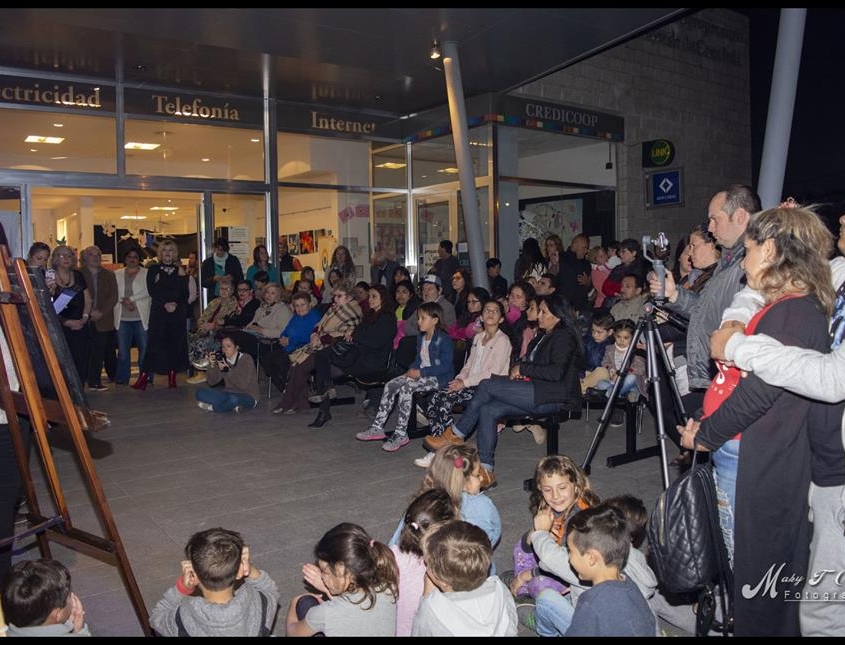 43305500_1869745653095340_7370607086201208832_n